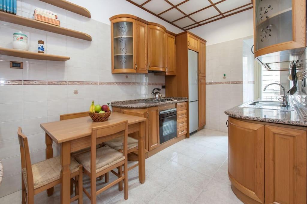 Domus Patrizia Romana 6 Persone エクステリア 写真