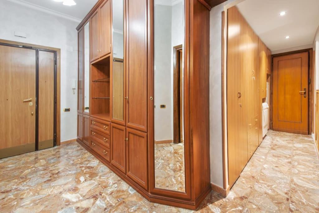 Domus Patrizia Romana 6 Persone エクステリア 写真